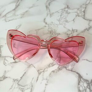 🎃👻Heart Shaped Tinted Glasses💕